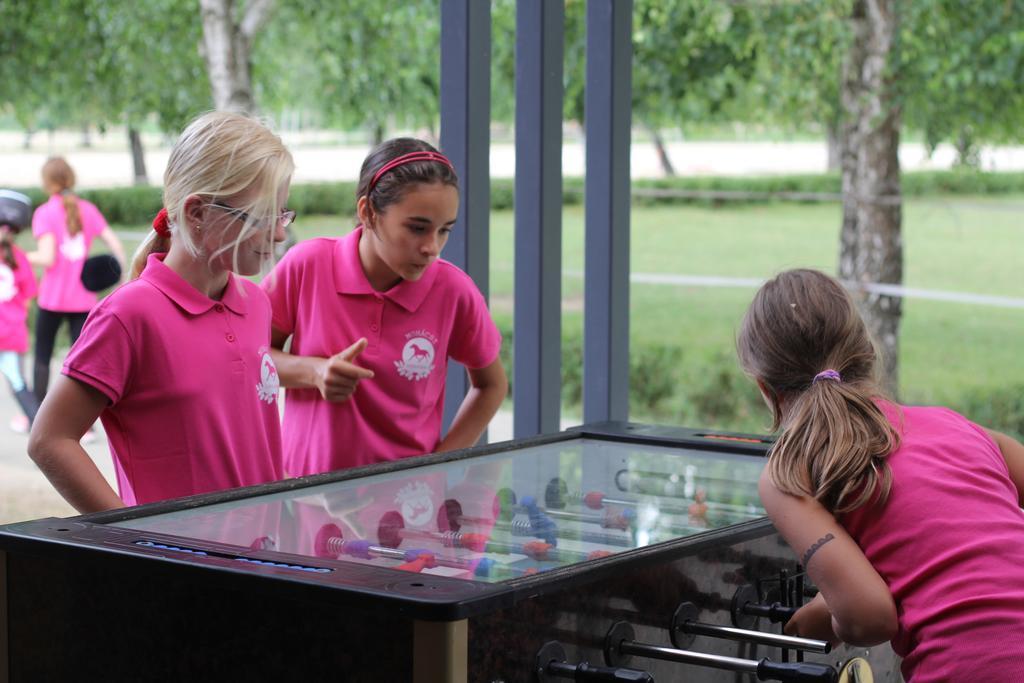 Mohacsi Wellness Vendeghaz Es Lovasklub Hotel Buitenkant foto